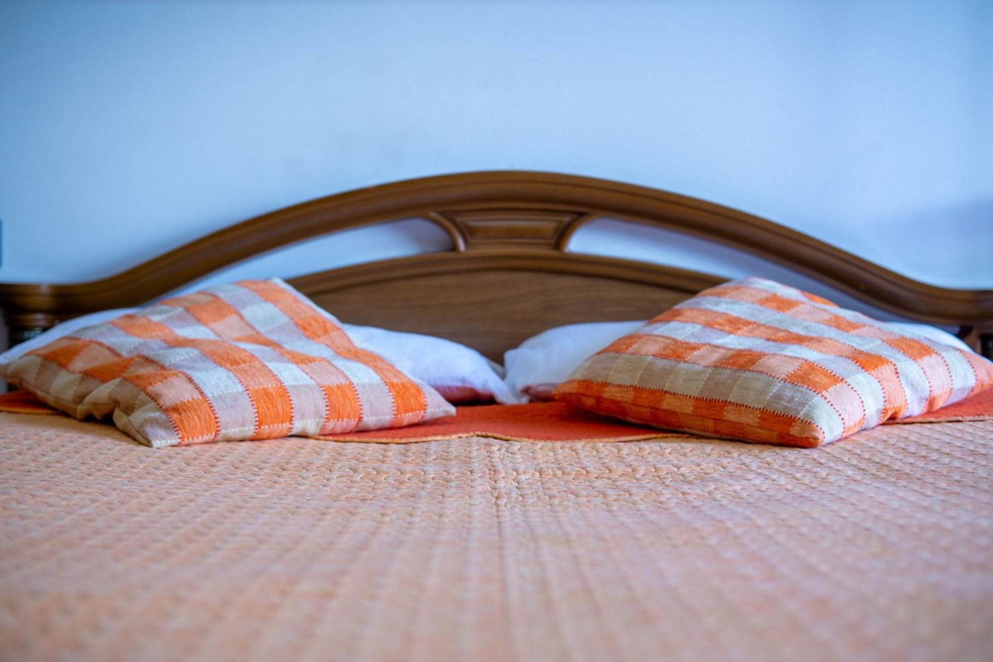 טיראנה Bllok Bright Private Bedrooms With Private Bathroom On Shared Apartment מראה חיצוני תמונה