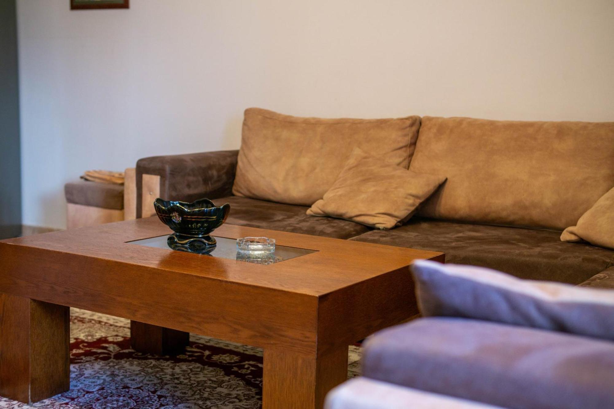 טיראנה Bllok Bright Private Bedrooms With Private Bathroom On Shared Apartment מראה חיצוני תמונה