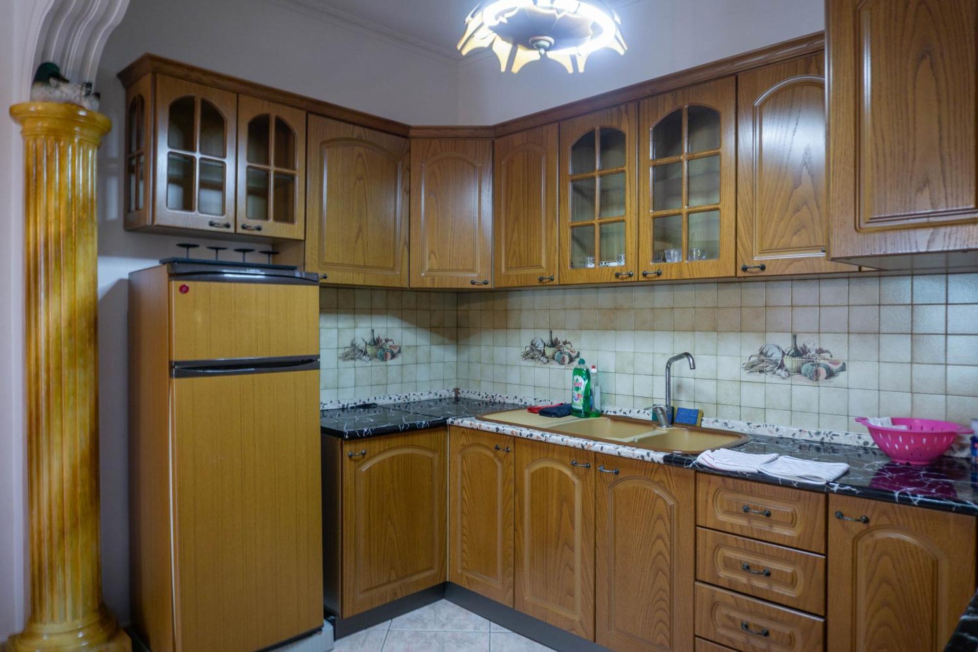 טיראנה Bllok Bright Private Bedrooms With Private Bathroom On Shared Apartment מראה חיצוני תמונה