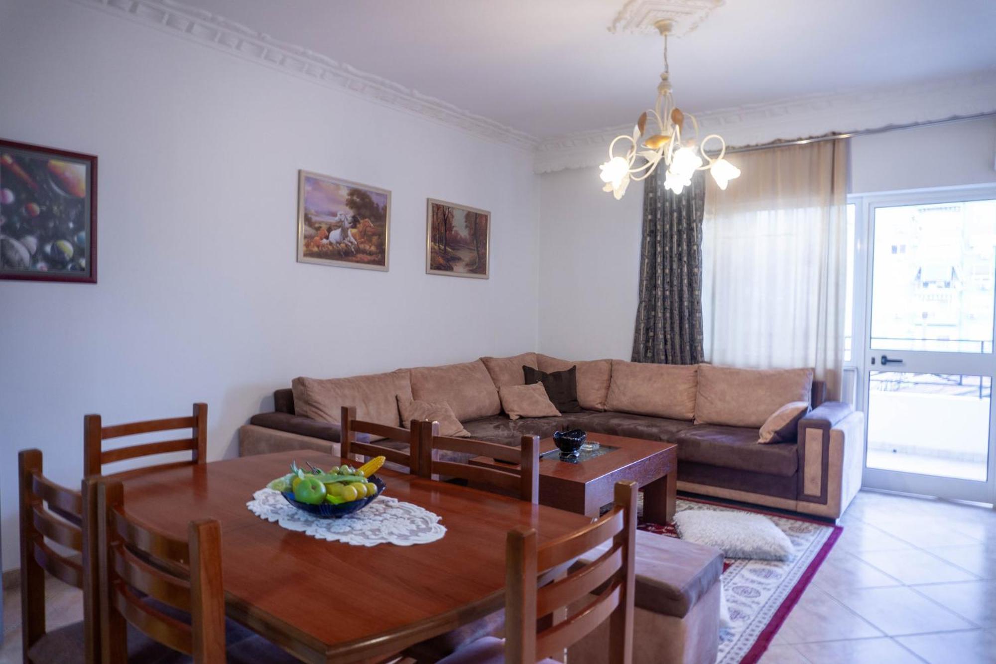טיראנה Bllok Bright Private Bedrooms With Private Bathroom On Shared Apartment מראה חיצוני תמונה