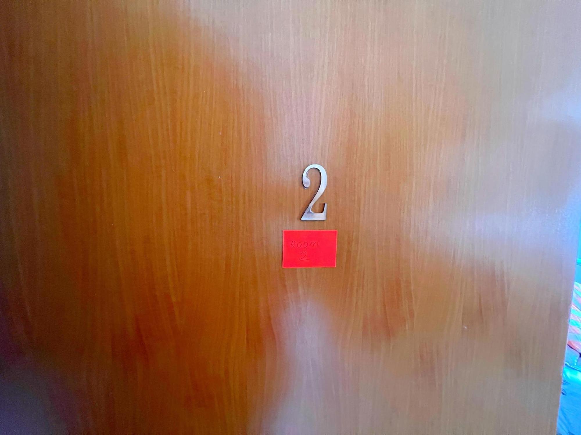טיראנה Bllok Bright Private Bedrooms With Private Bathroom On Shared Apartment מראה חיצוני תמונה